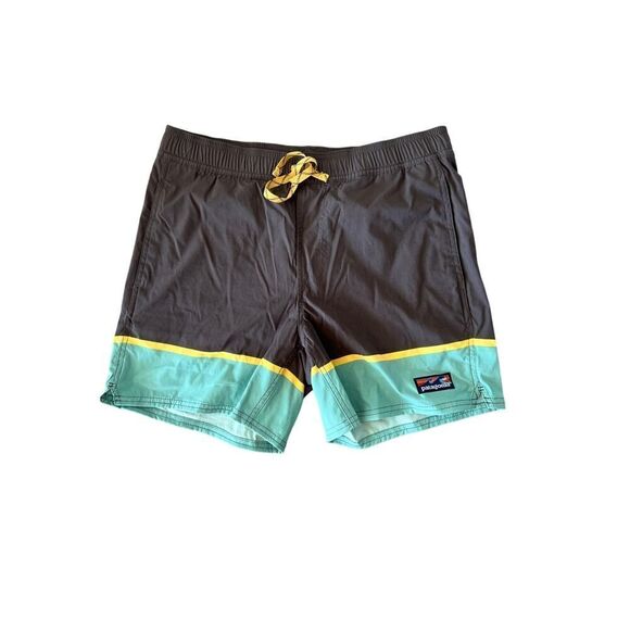 Men's Scallop Hem Stretch Wavefarer Swim Trunks Size Medium - Picture 3 of 5